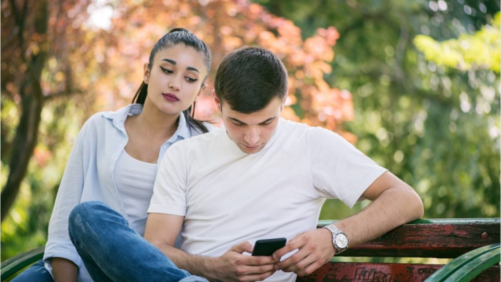 7 Ways to Tell if You May be Having an Emotional Affair
